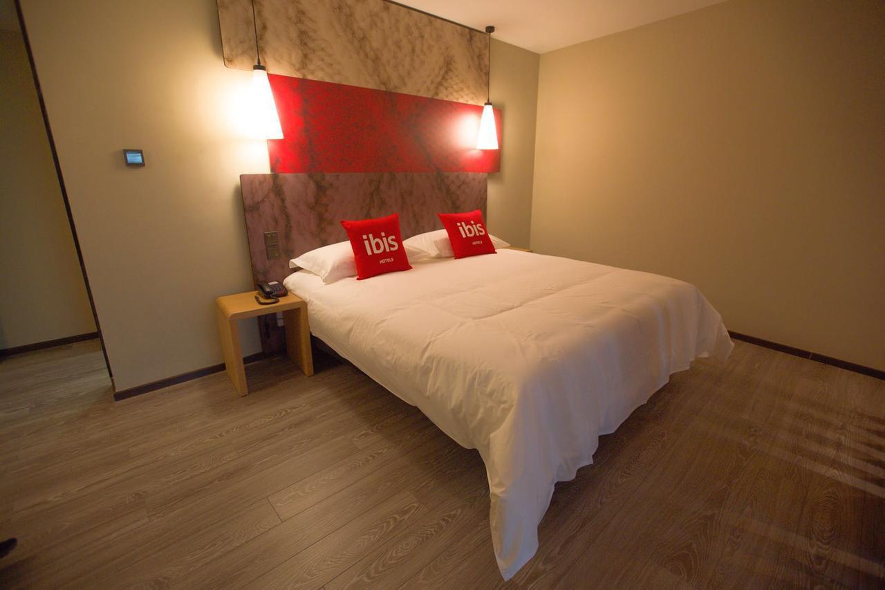 Ibis Chengdu Chunxi Road Shudu Mansion Hotel Exterior foto